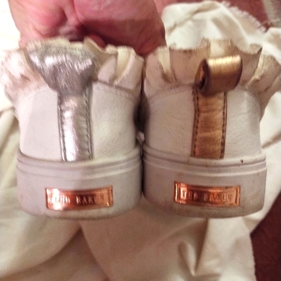 Ted Baker "Astrina" White Leather Women's Sneakers - Picture 9 of 10